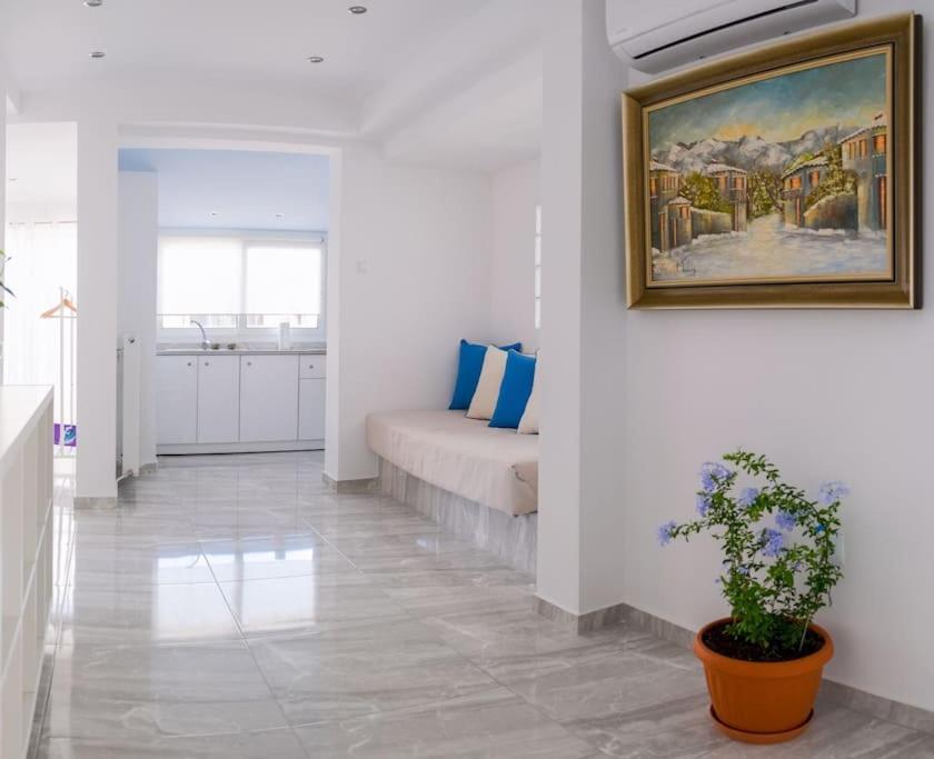 Flowery Penthouse In City Centre Of Tesalónica Exterior foto