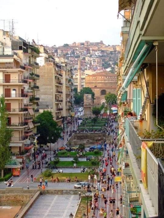 Flowery Penthouse In City Centre Of Tesalónica Exterior foto